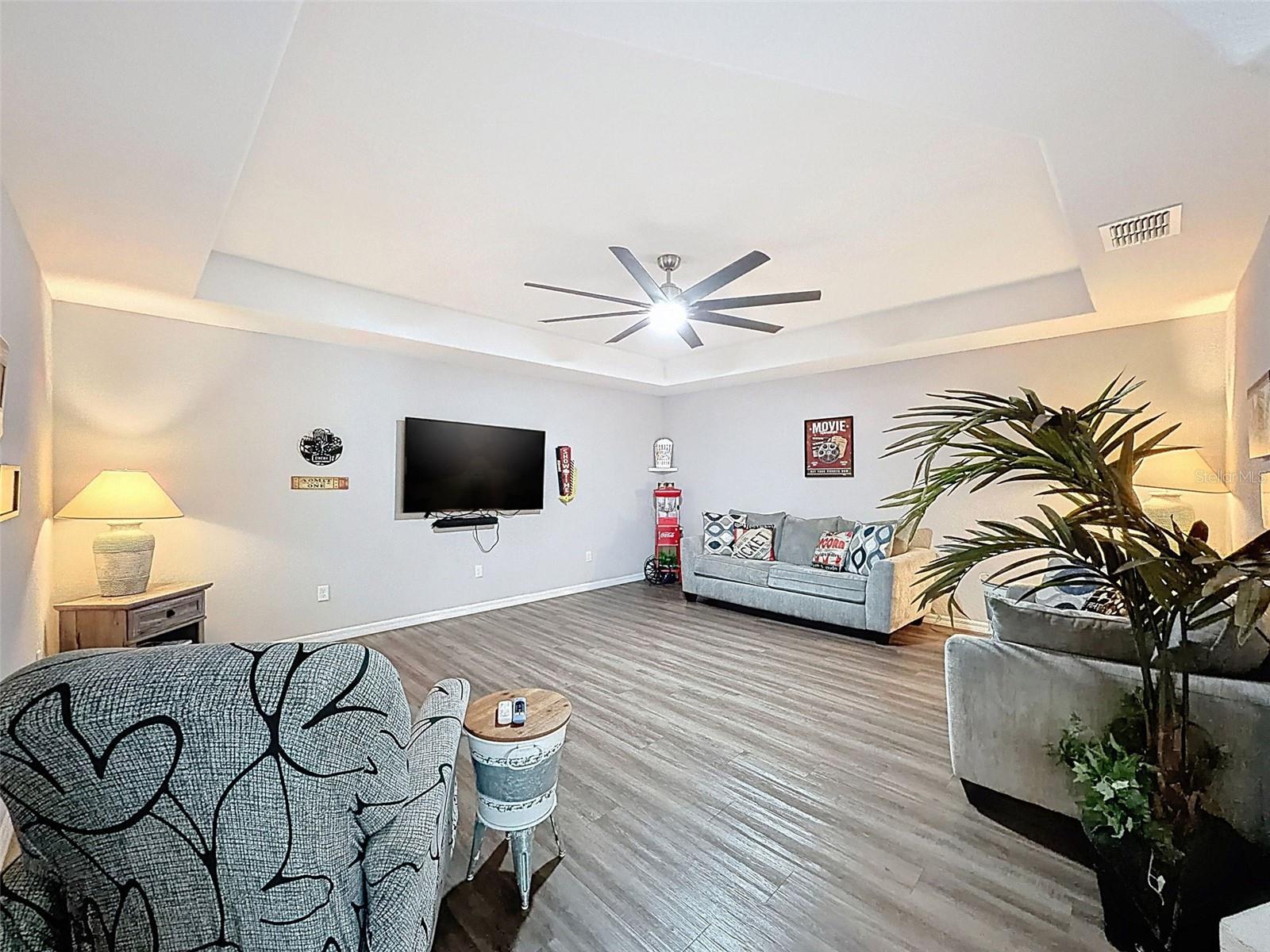 Image 35 of 99 For 18354 Monteverde Drive