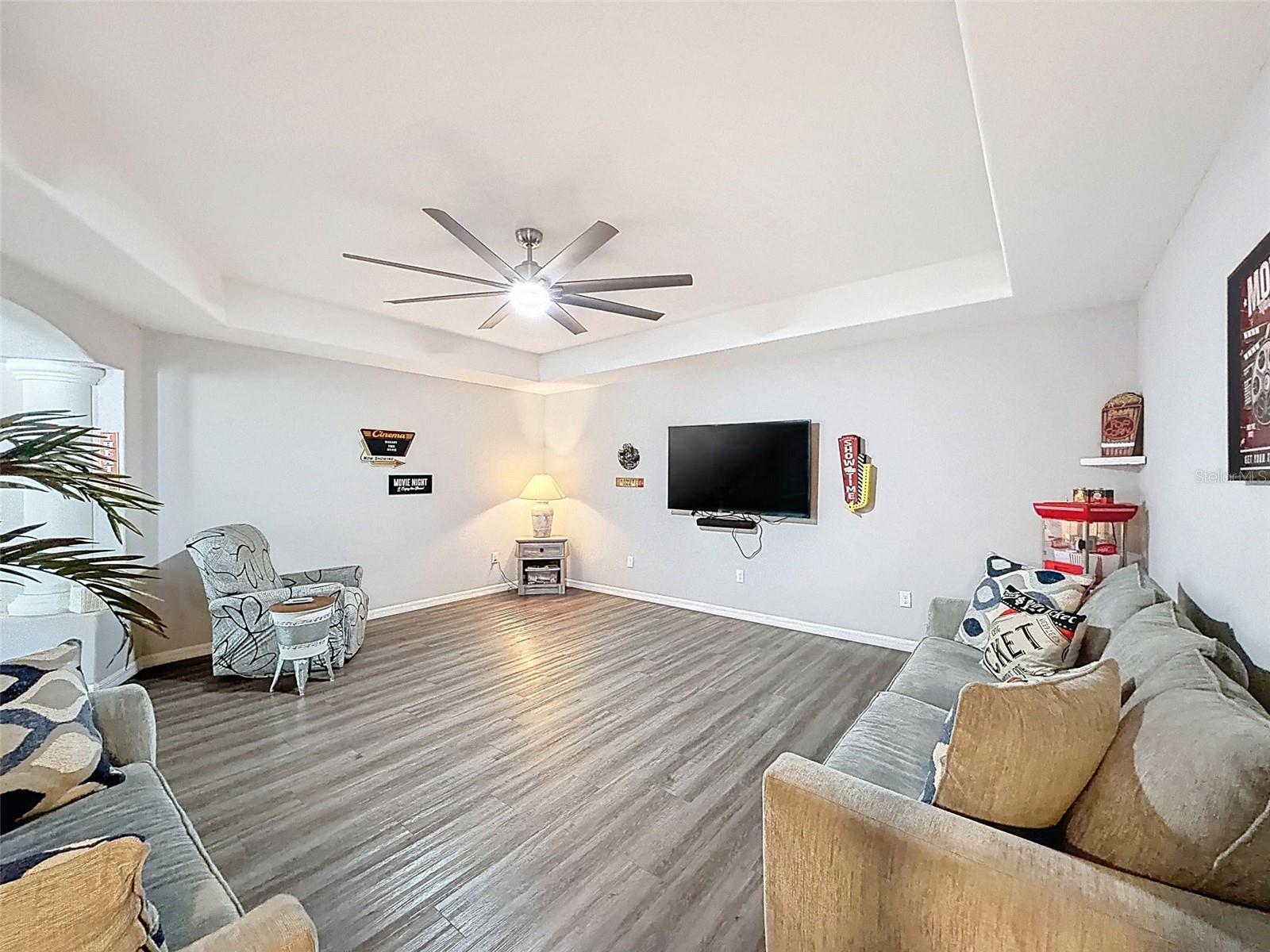 Image 38 of 99 For 18354 Monteverde Drive