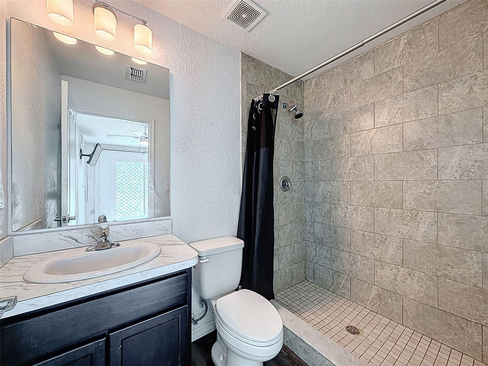 Image 42 of 99 For 18354 Monteverde Drive