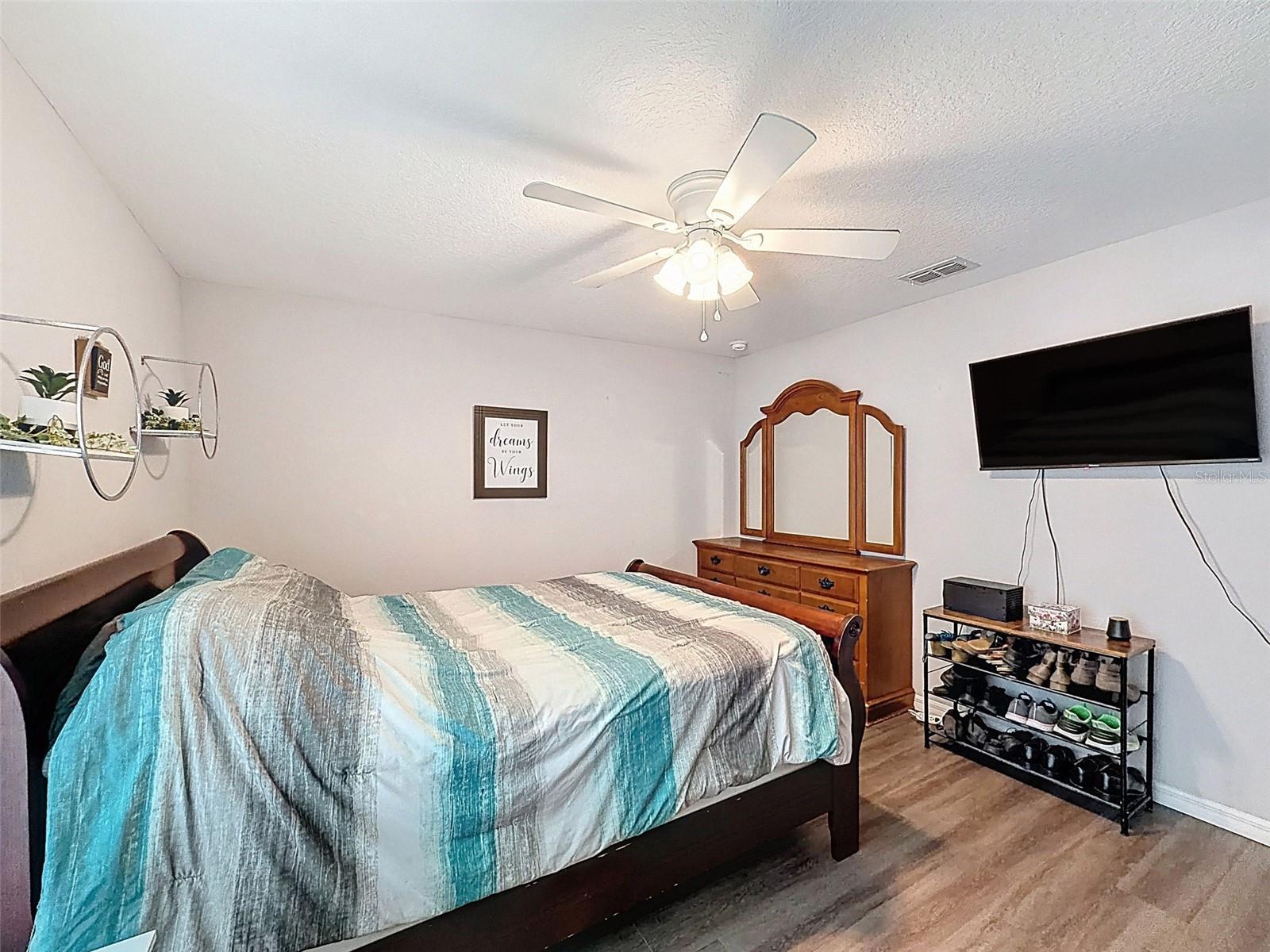 Image 50 of 99 For 18354 Monteverde Drive