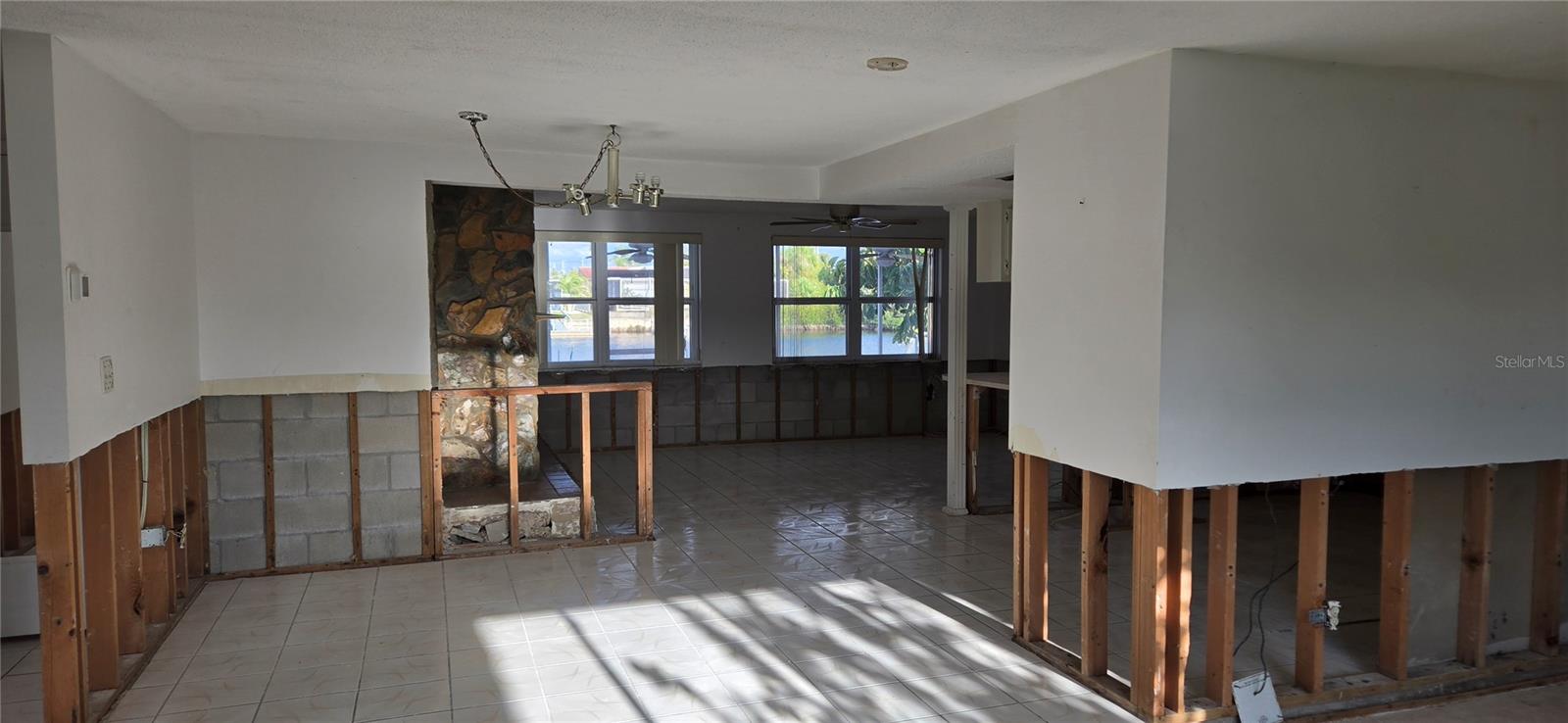 Image 8 of 29 For 5308 Pilots Place