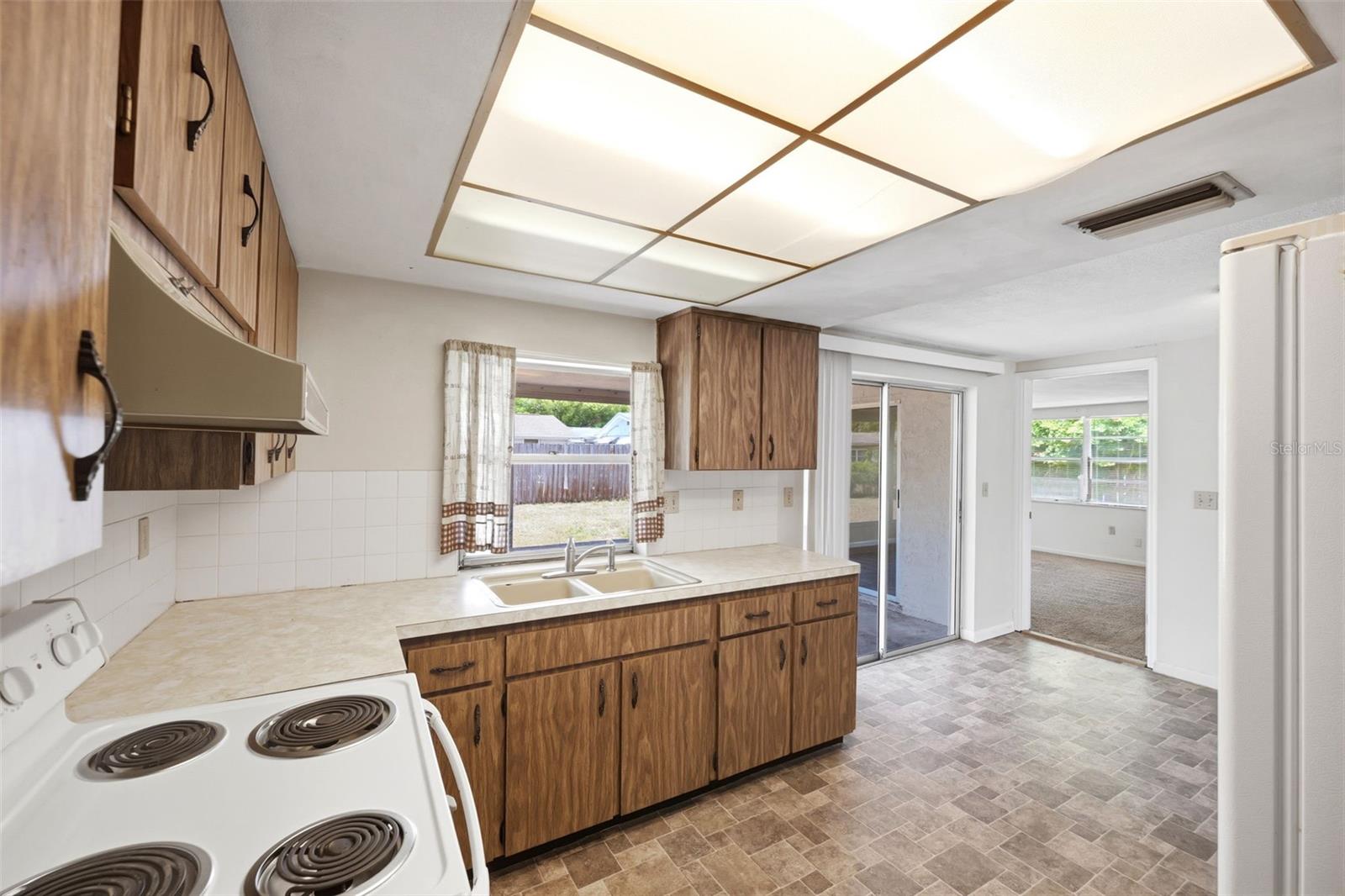Image 12 of 29 For 8739 Lido Lane