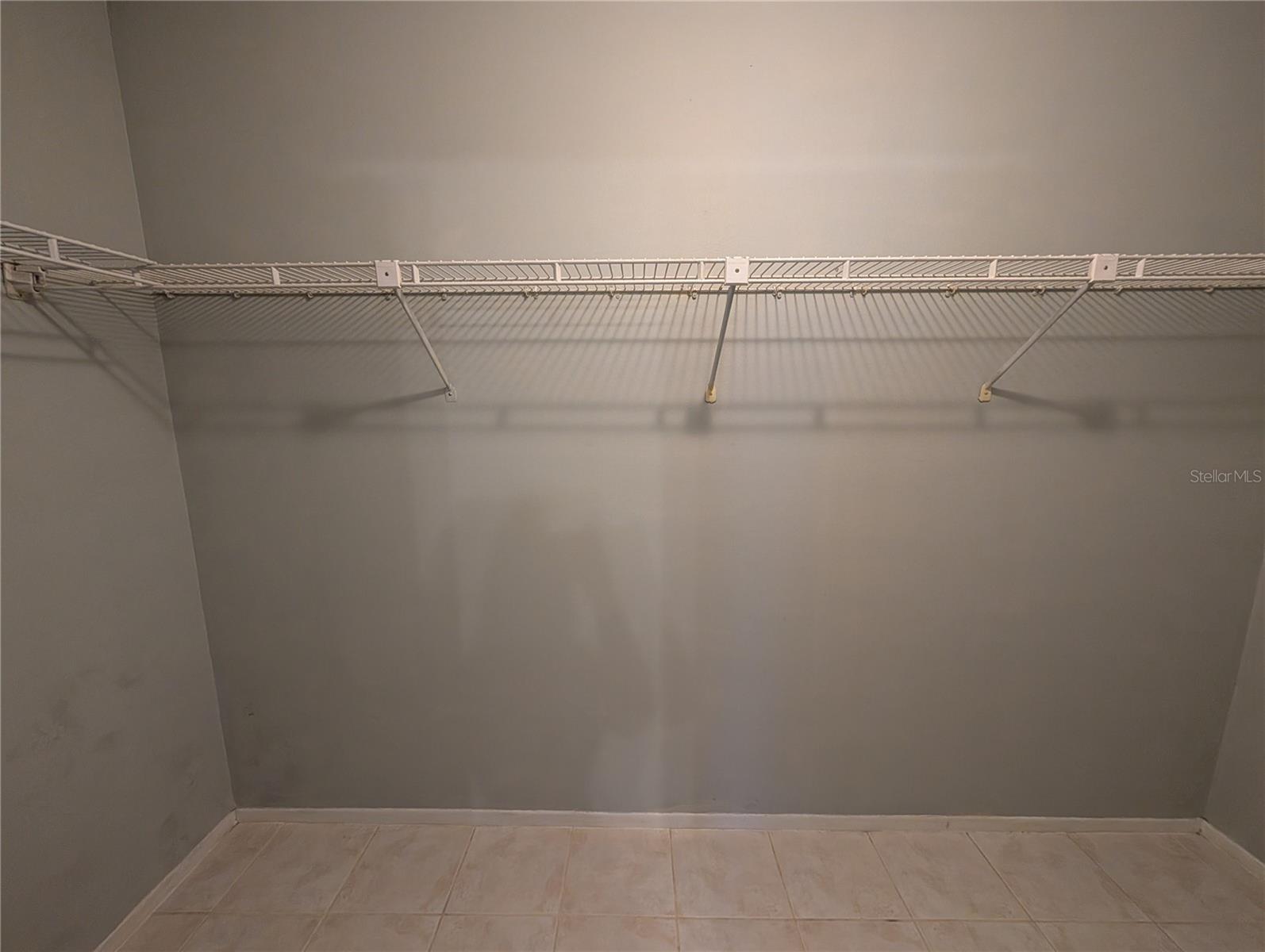 Image 19 of 30 For 6947 Bottle Brush Drive