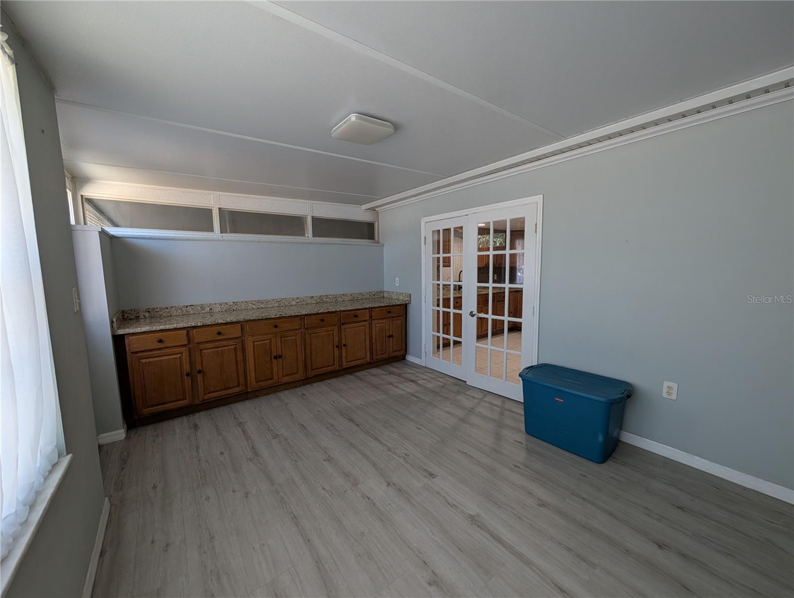 Image 9 of 30 For 6947 Bottle Brush Drive