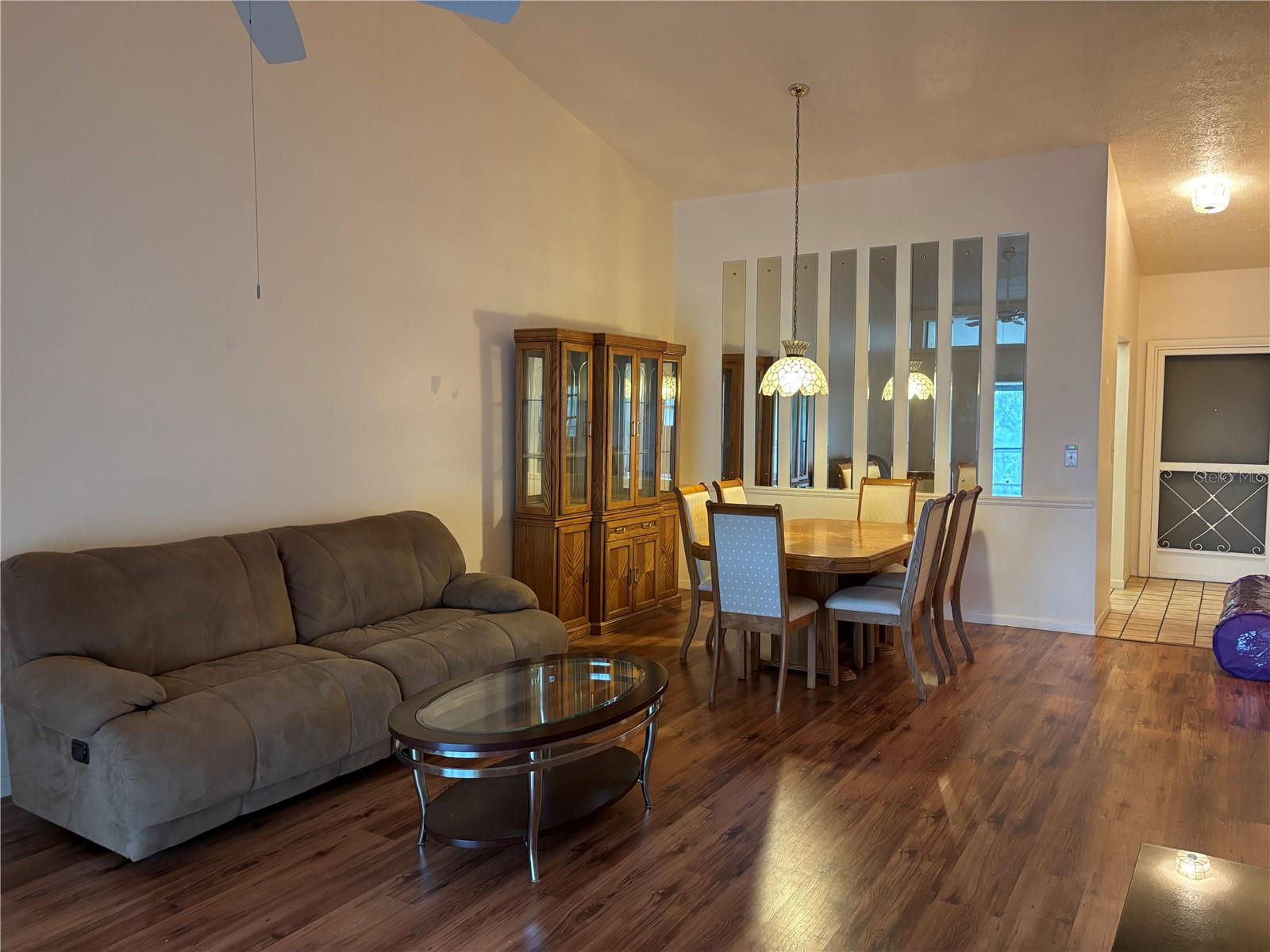 Image 6 of 21 For 7650 Forest Trail 9