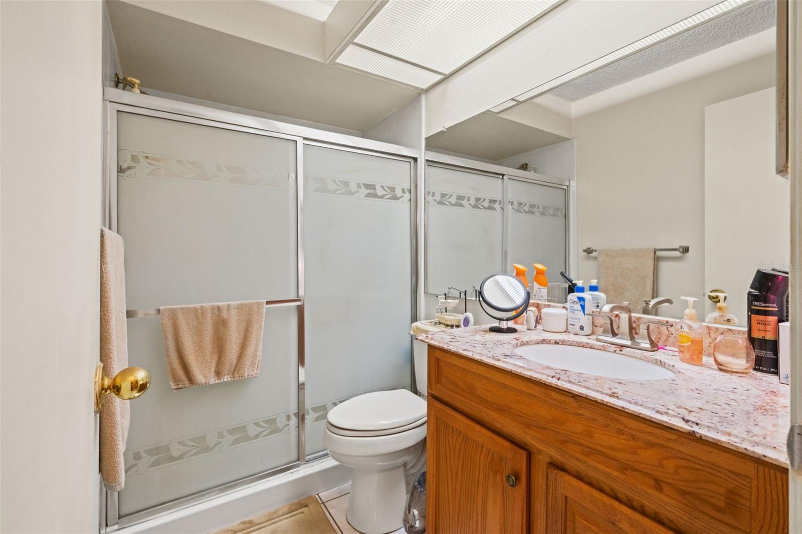 Image 16 of 57 For 7233 Greystone Drive