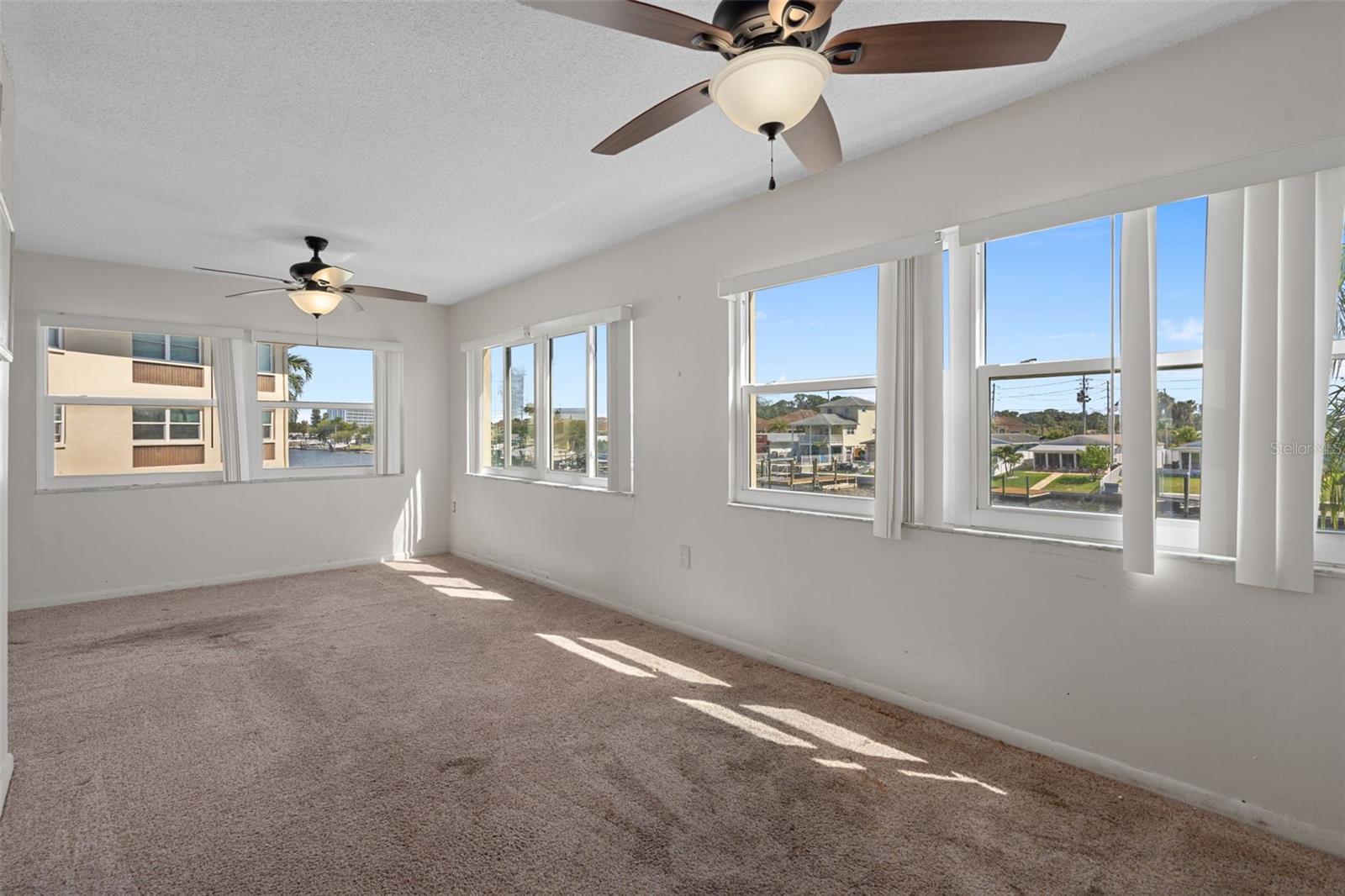 Image 14 of 45 For 4660 Marine Parkway 206