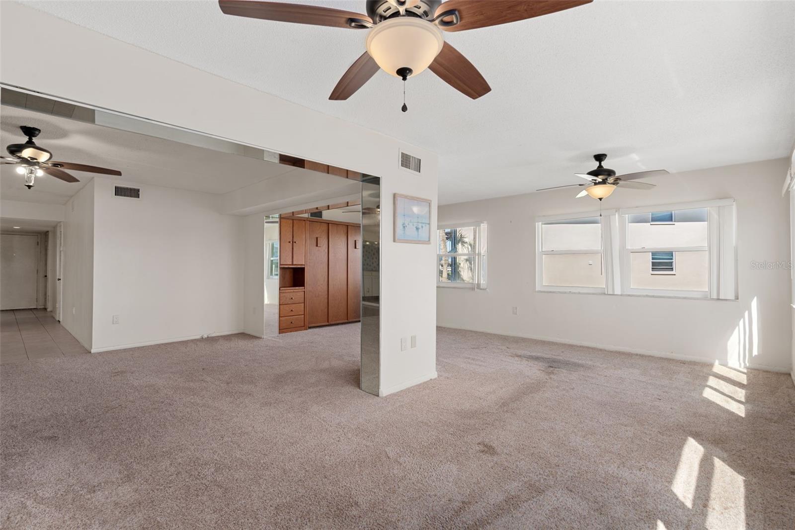 Image 15 of 45 For 4660 Marine Parkway 206