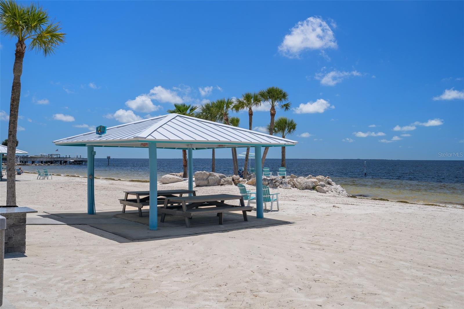 Image 35 of 45 For 4660 Marine Parkway 206
