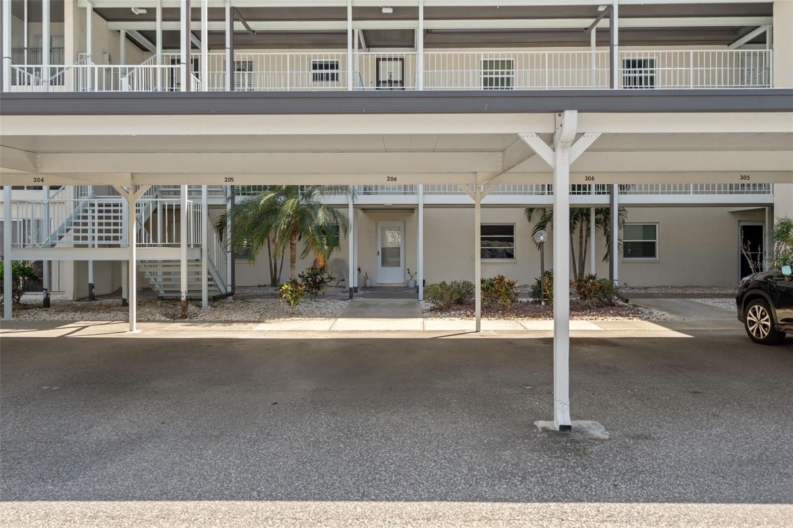 Image 4 of 45 For 4660 Marine Parkway 206