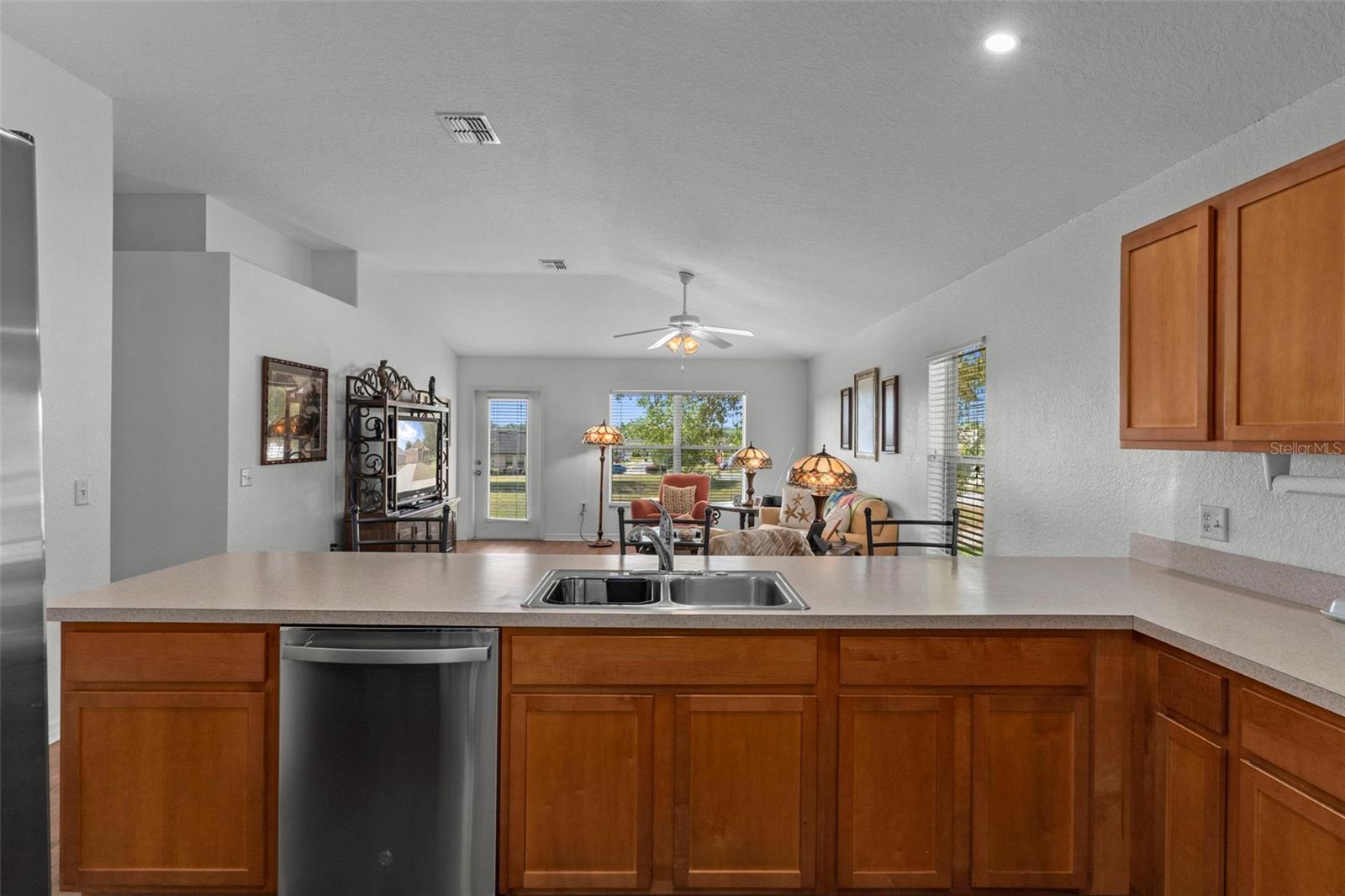 Image 15 of 40 For 7228 Crested Orchid Drive