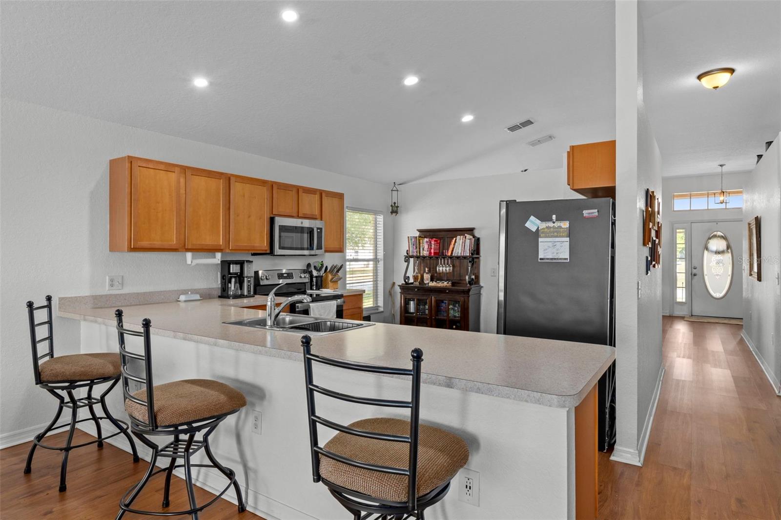 Image 16 of 40 For 7228 Crested Orchid Drive