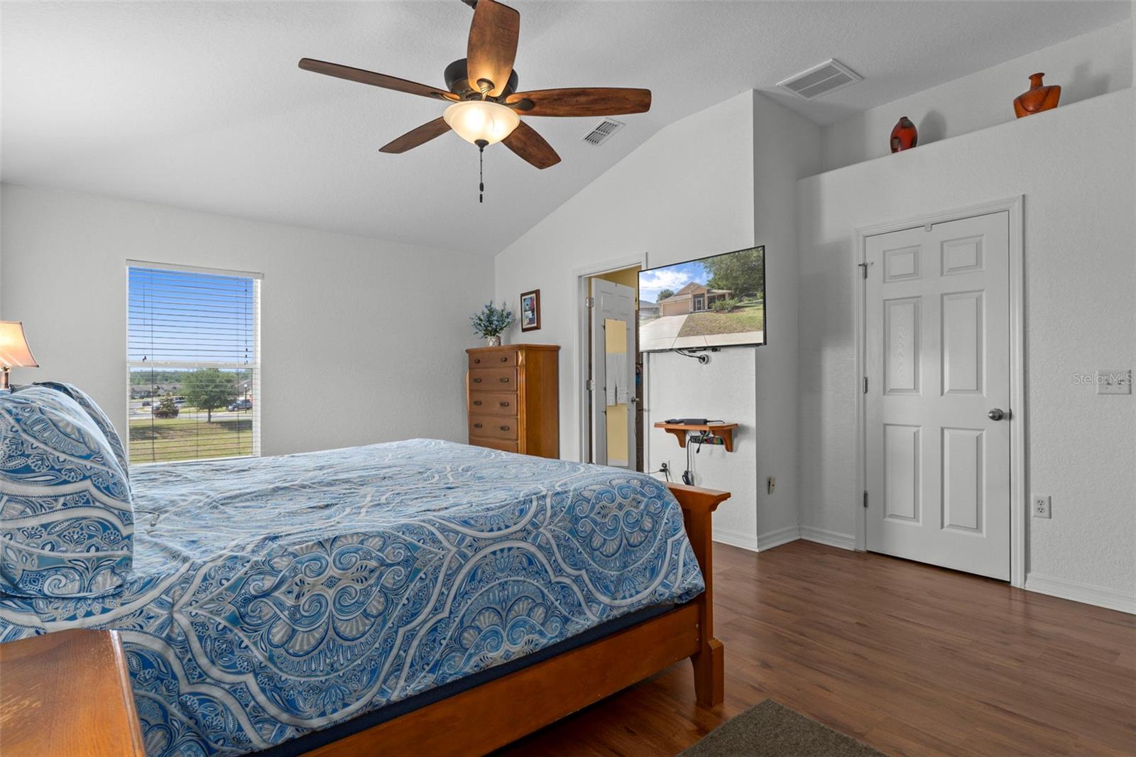 Image 21 of 40 For 7228 Crested Orchid Drive