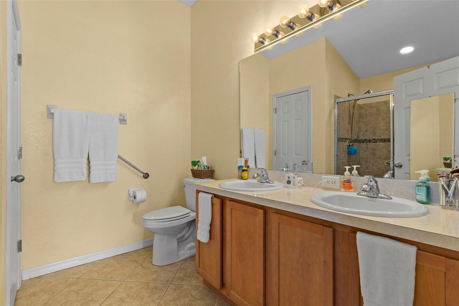 Image 22 of 40 For 7228 Crested Orchid Drive