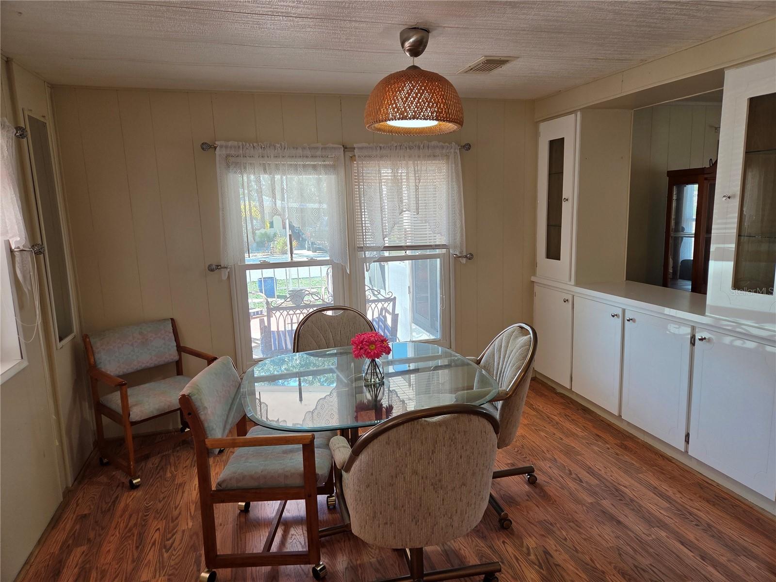 Image 5 of 16 For 12130 Thornridge Street