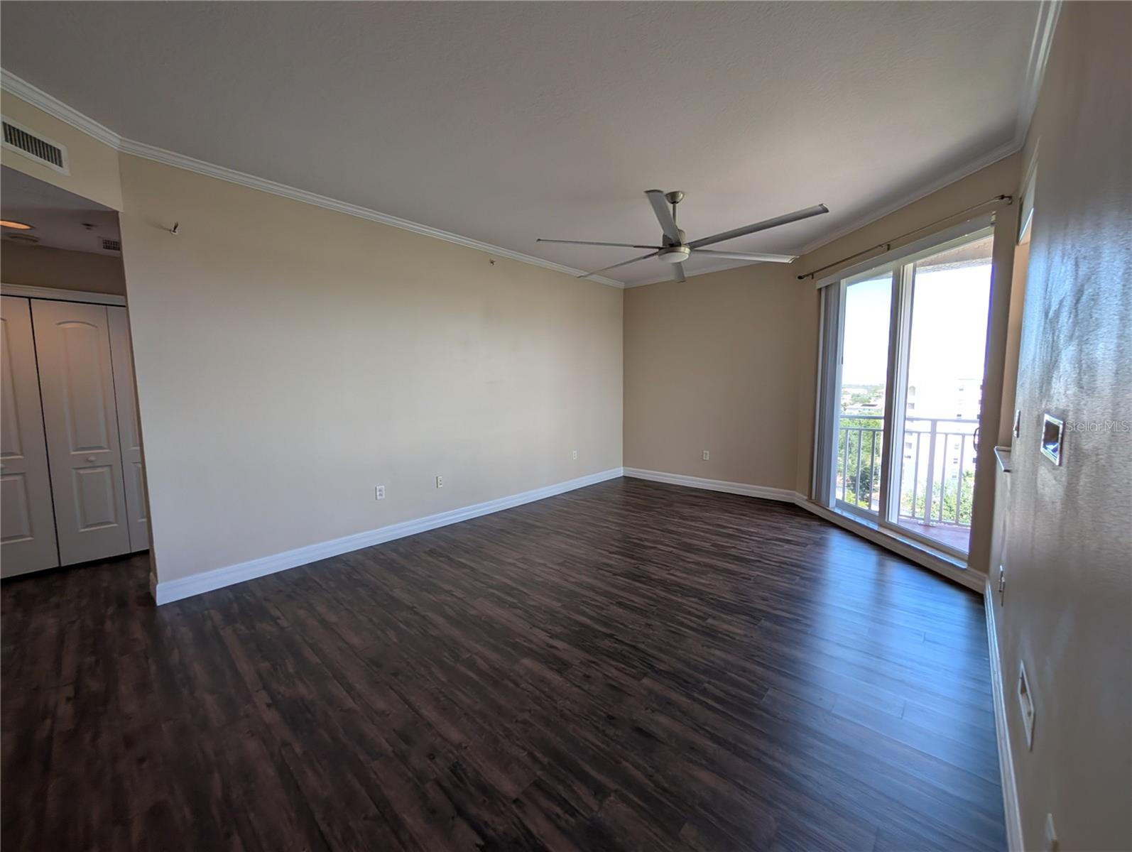 Image 4 of 38 For 4516 Seagull Drive 919