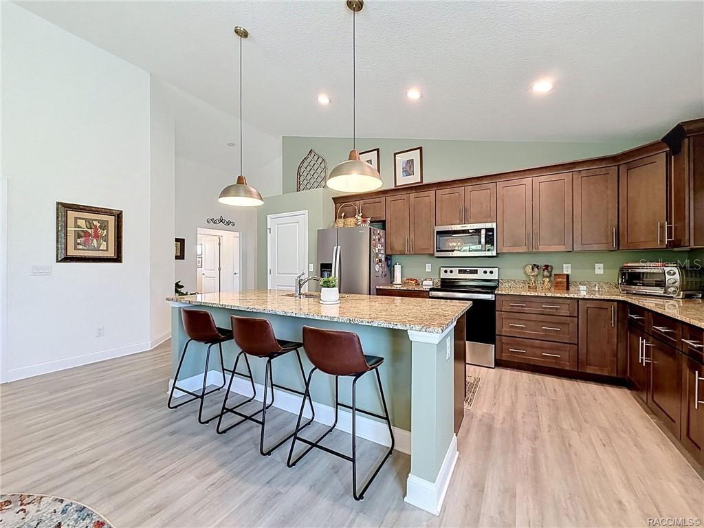 Image 11 of 99 For 539 Back Nine Circle