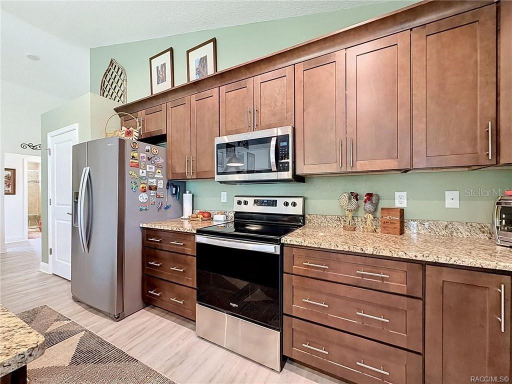 Image 12 of 99 For 539 Back Nine Circle