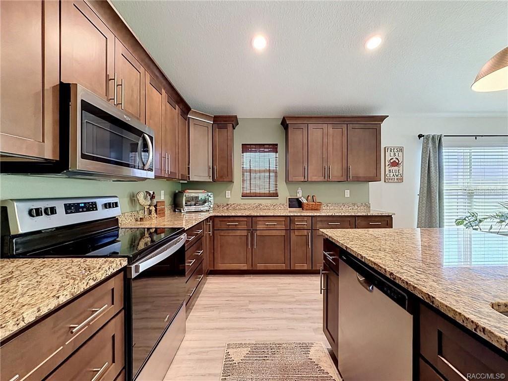 Image 14 of 99 For 539 Back Nine Circle