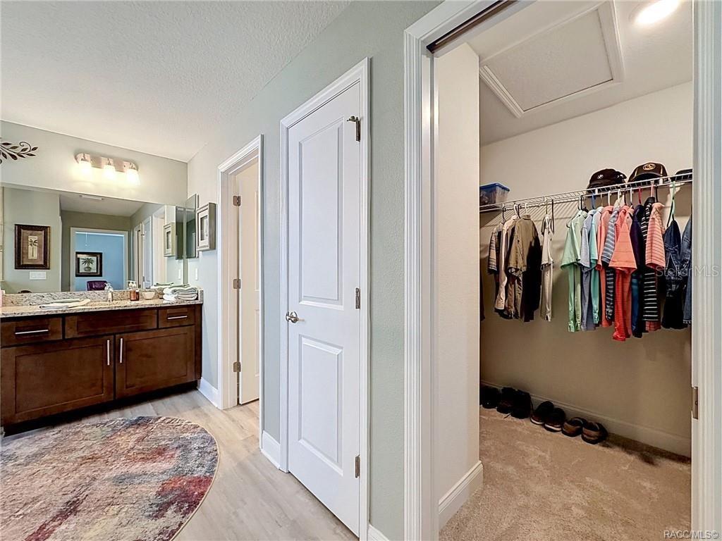 Image 32 of 99 For 539 Back Nine Circle