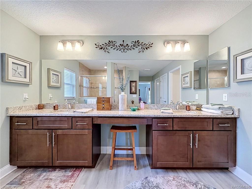 Image 34 of 99 For 539 Back Nine Circle