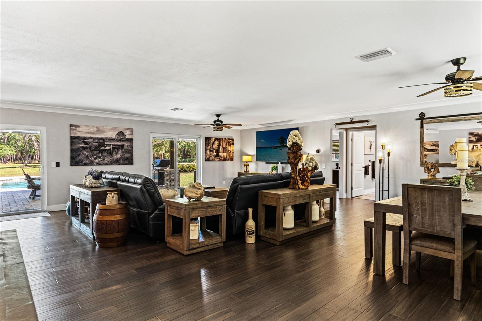 Image 16 of 89 For 7845 Flame Vine Way