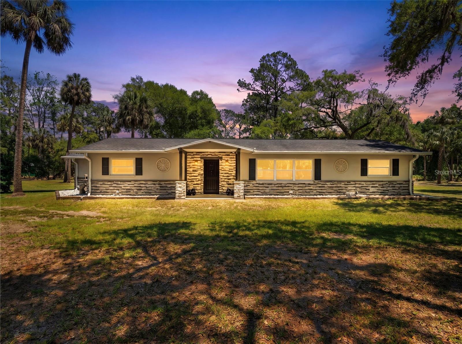 Image 5 of 89 For 7845 Flame Vine Way