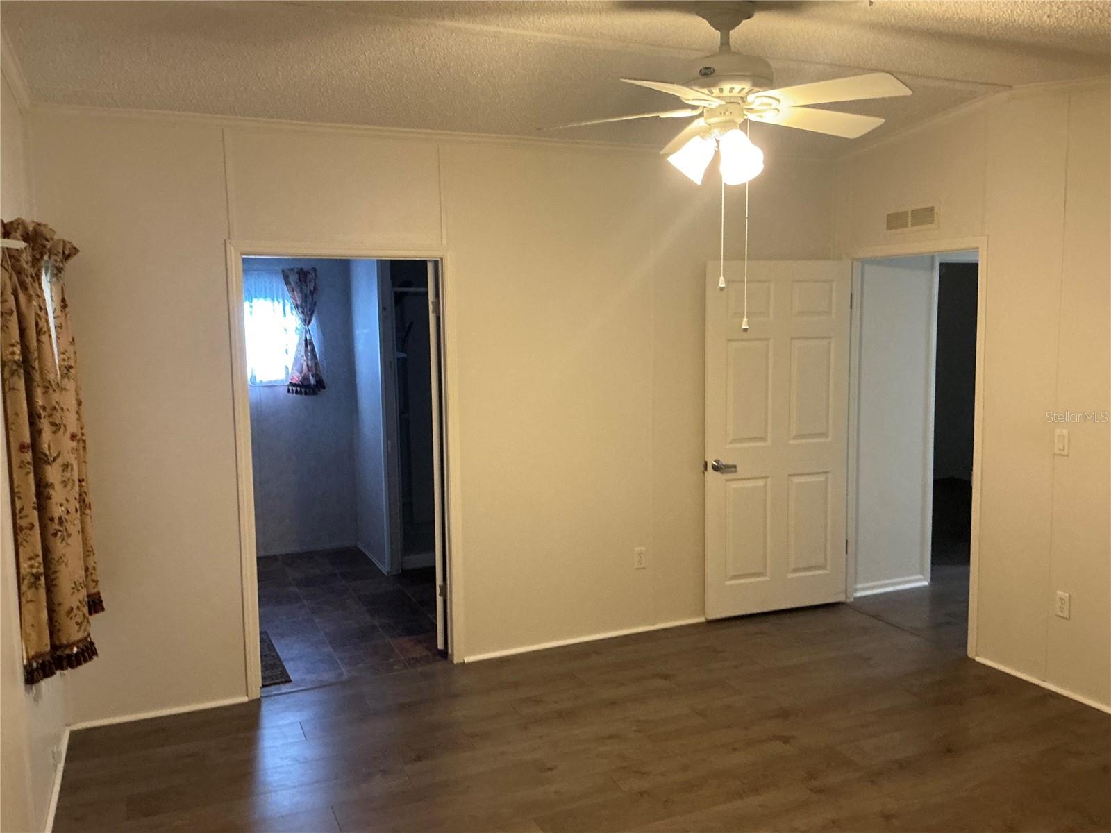 Image 34 of 37 For 14279 Montclair Drive