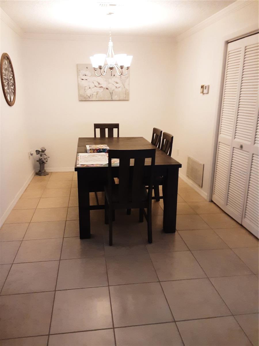 Image 5 of 26 For 4423 Pelorus Drive B