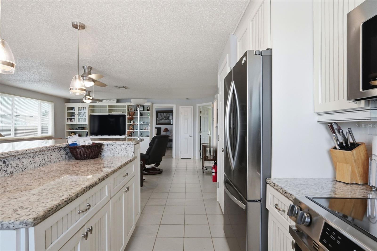 Image 15 of 65 For 13822 Malcolm Avenue