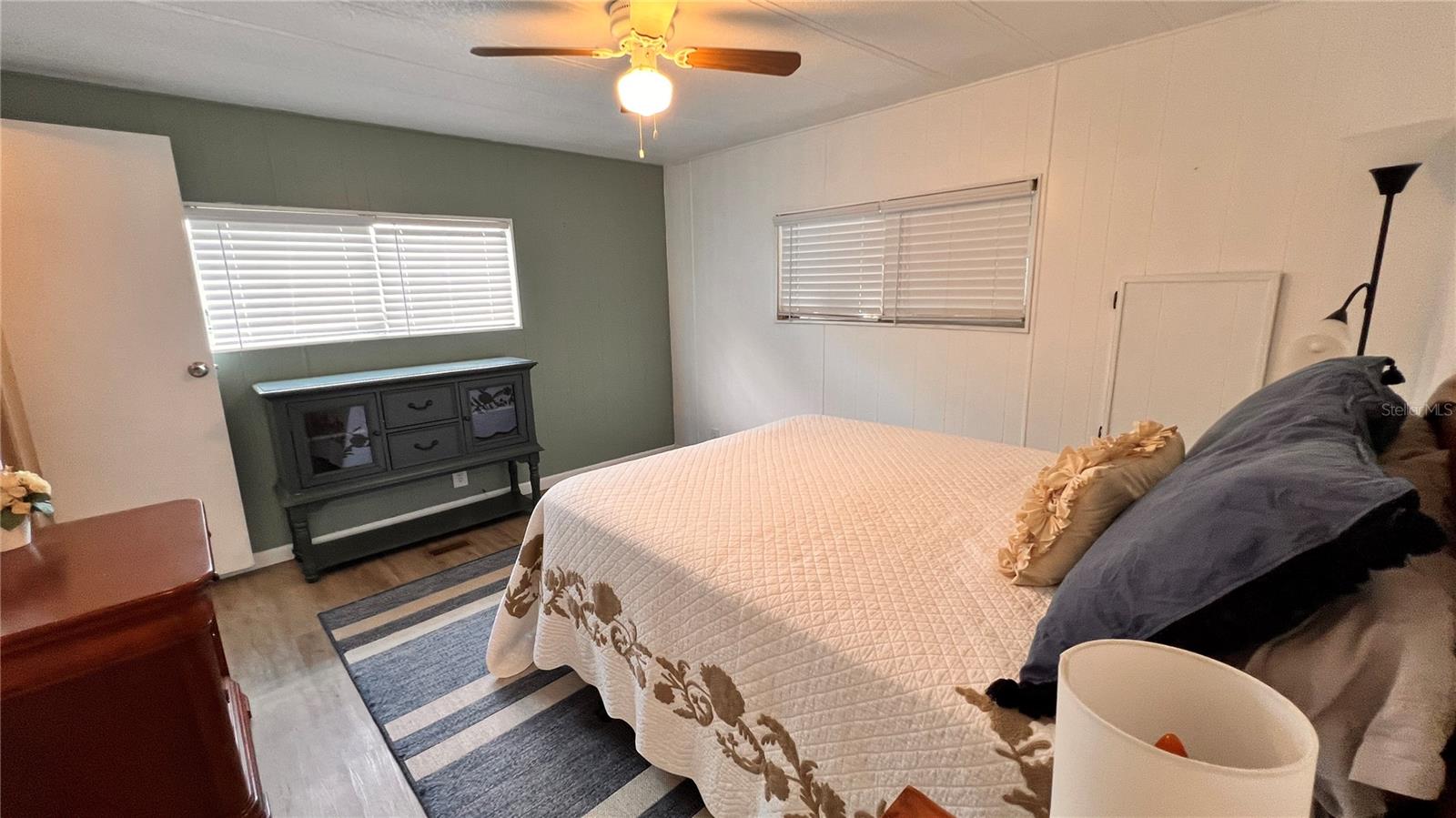 Image 17 of 35 For 9287 Highpoint Boulevard