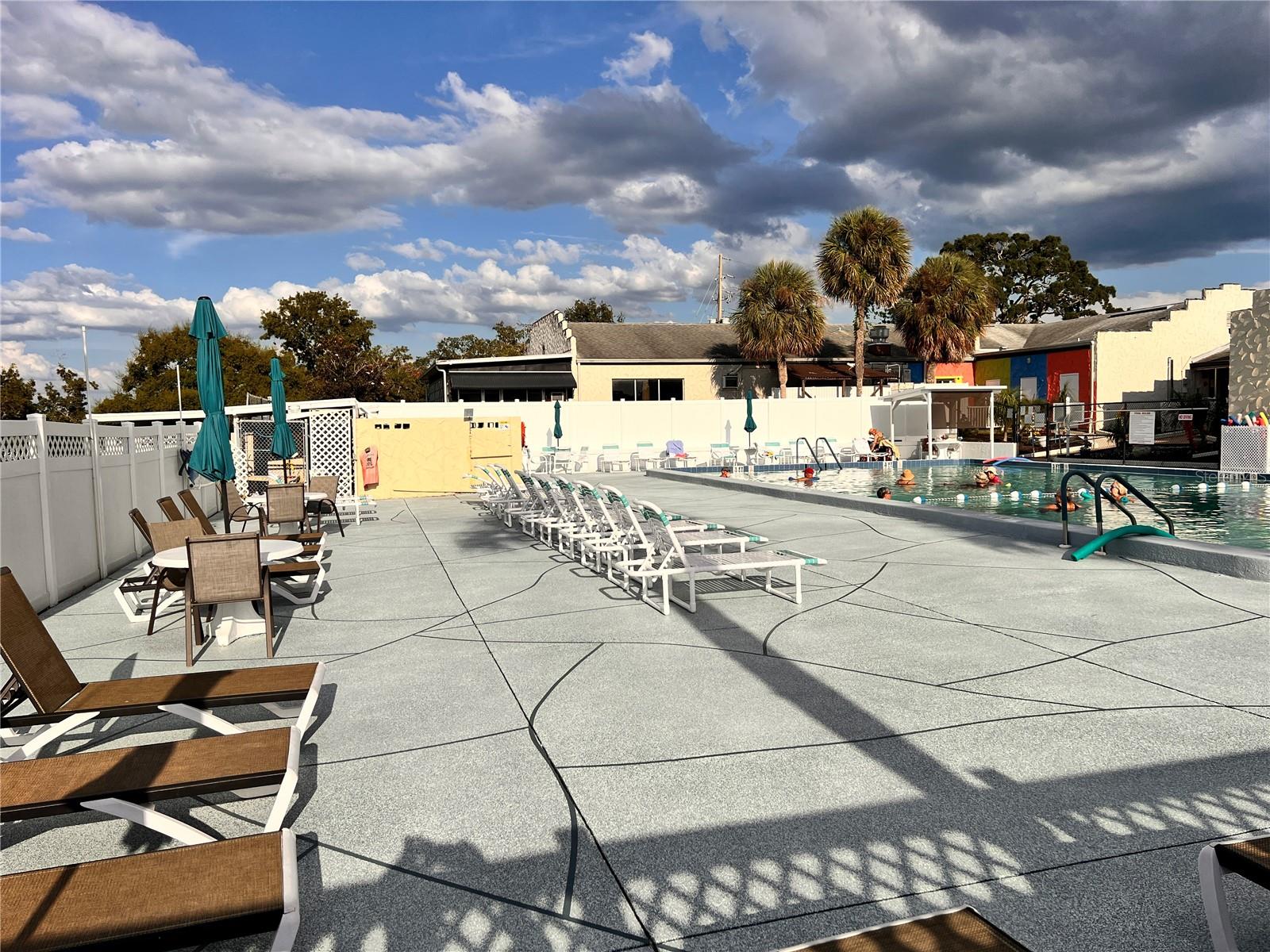 Image 27 of 35 For 9287 Highpoint Boulevard