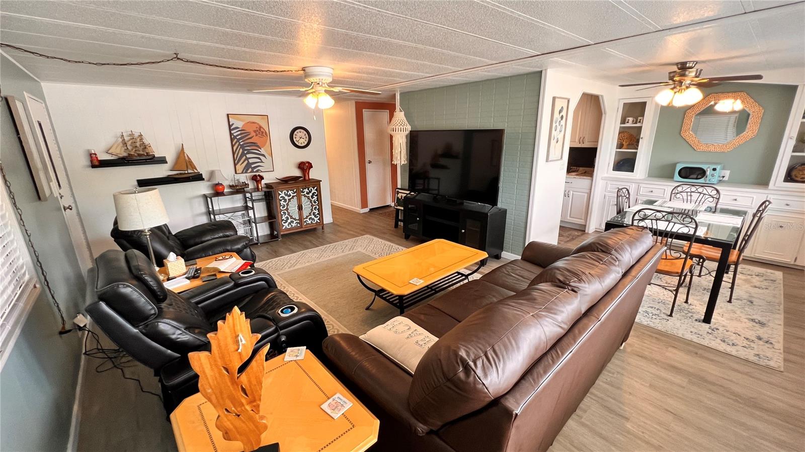 Image 6 of 35 For 9287 Highpoint Boulevard