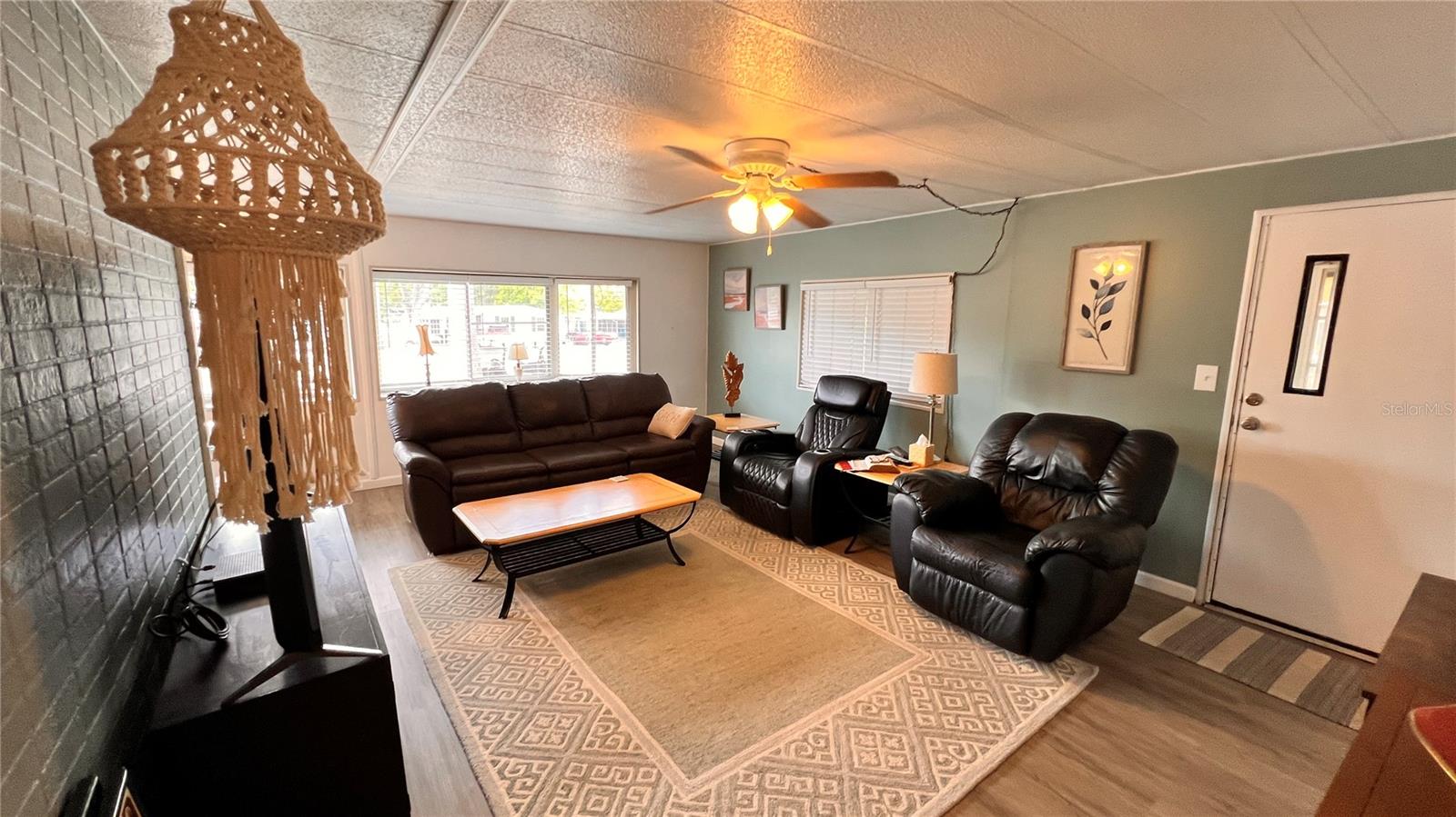 Image 8 of 35 For 9287 Highpoint Boulevard
