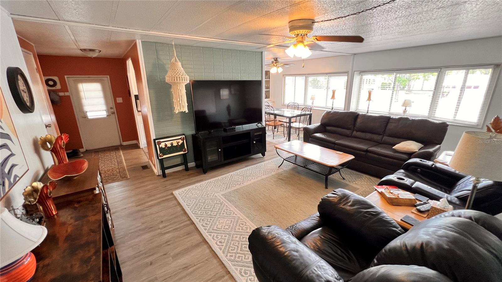 Image 9 of 35 For 9287 Highpoint Boulevard