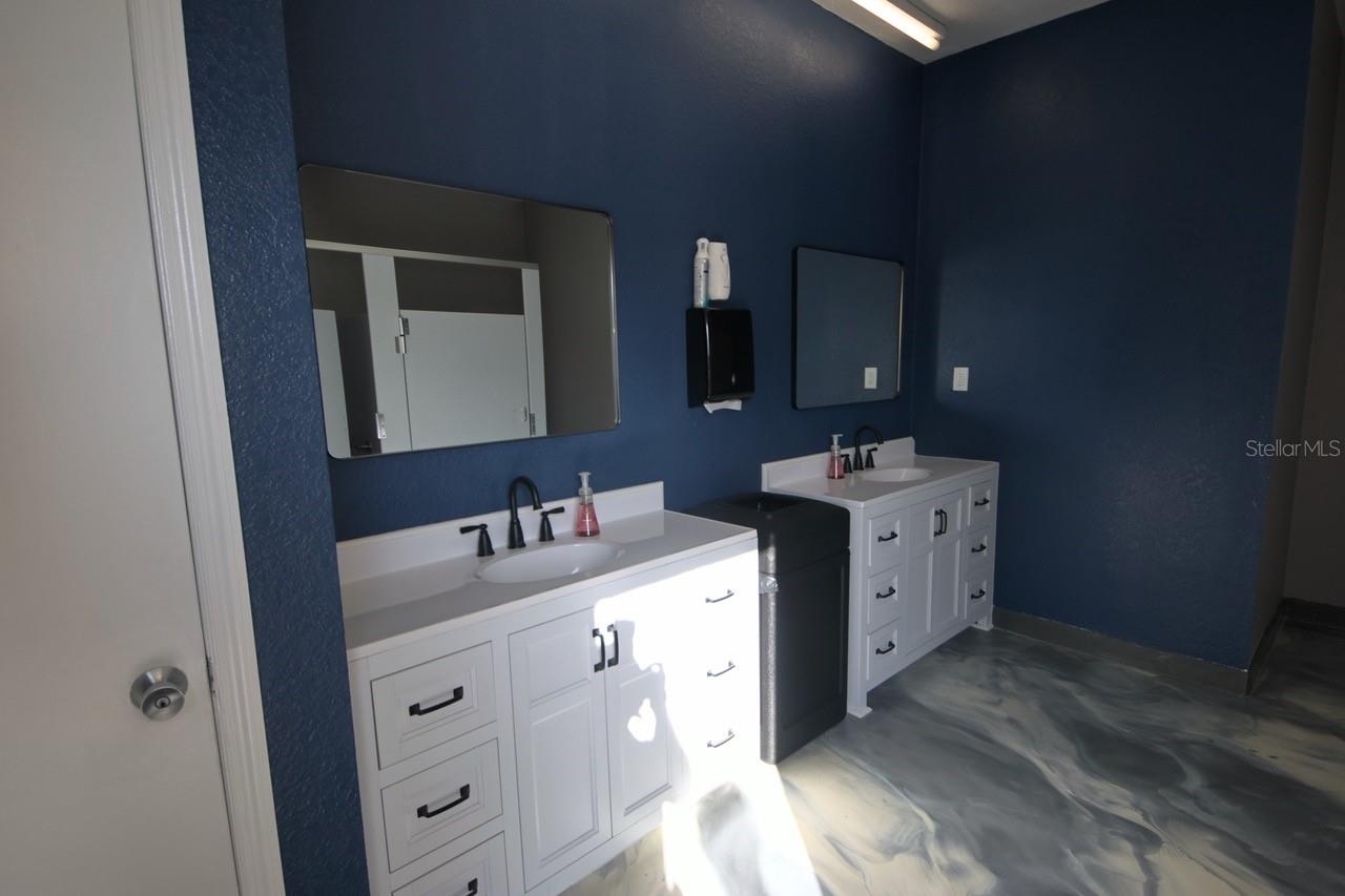 Image 34 of 43 For 8836 Kilmer Way