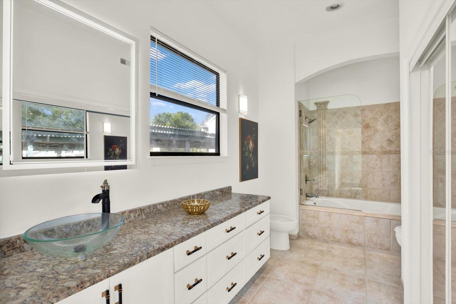 Image 11 of 33 For 3127 Sligh Avenue 104b
