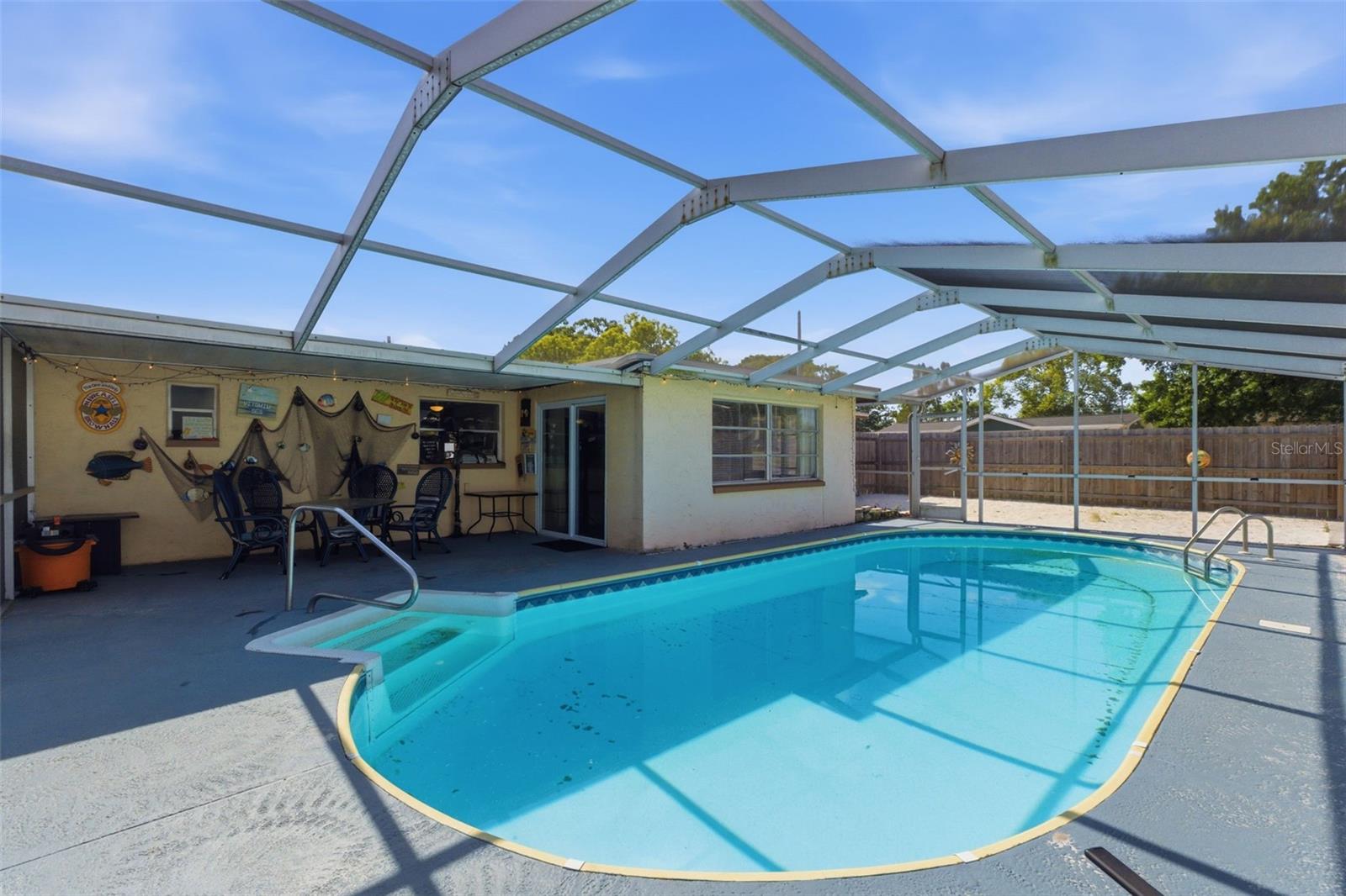 Image 21 of 30 For 8829 Eileen Drive