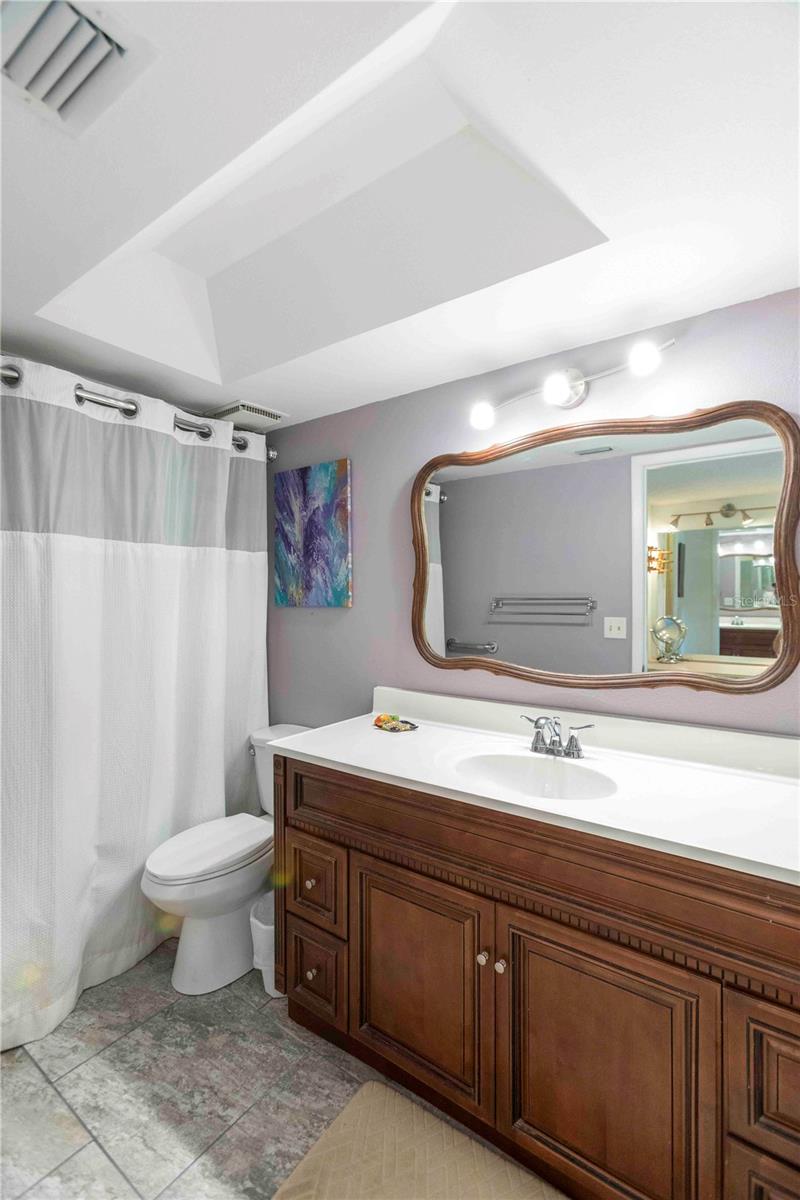 Image 18 of 61 For 9639 Greenskeeper Drive 9639