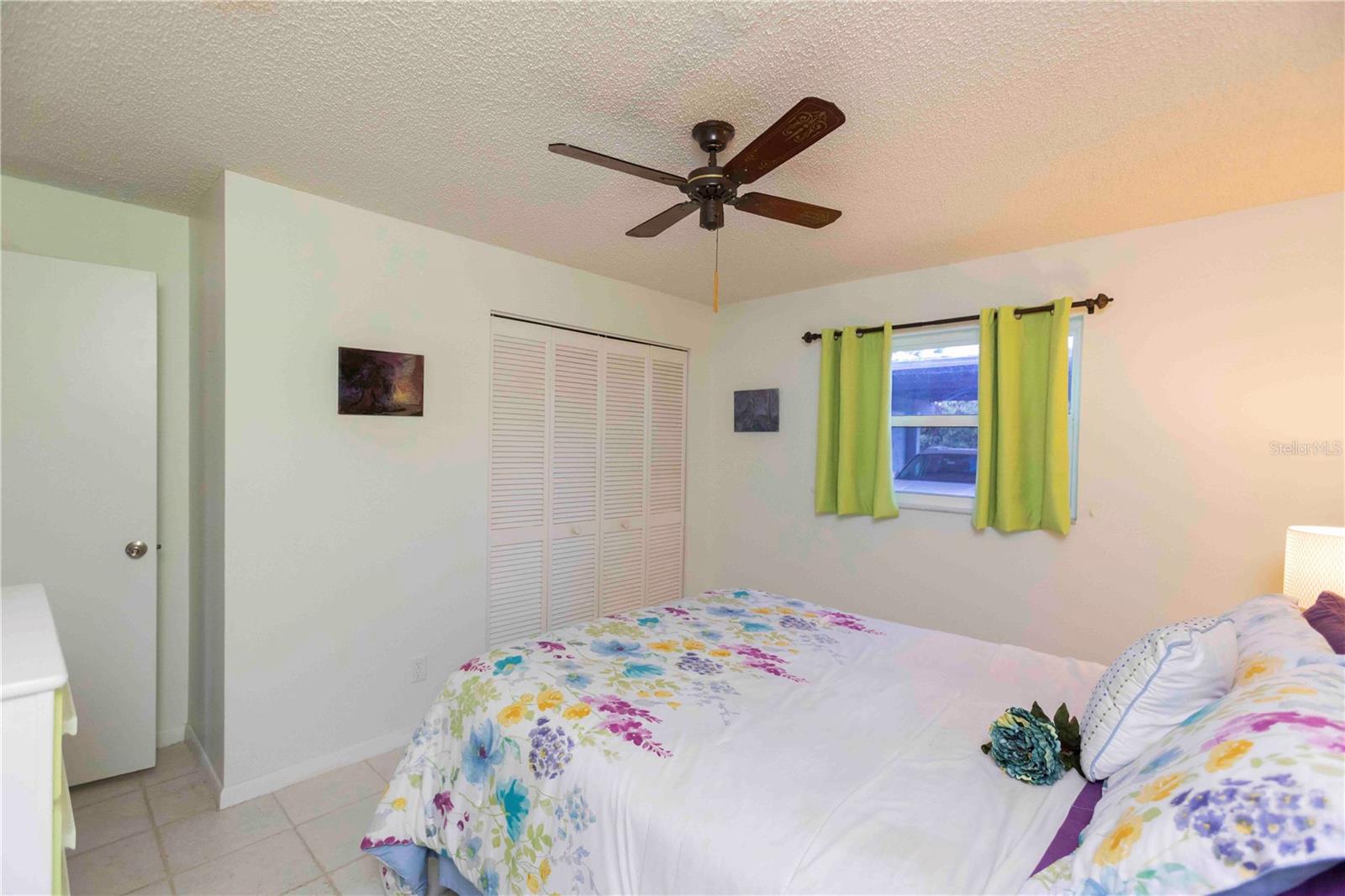 Image 22 of 61 For 9639 Greenskeeper Drive 9639