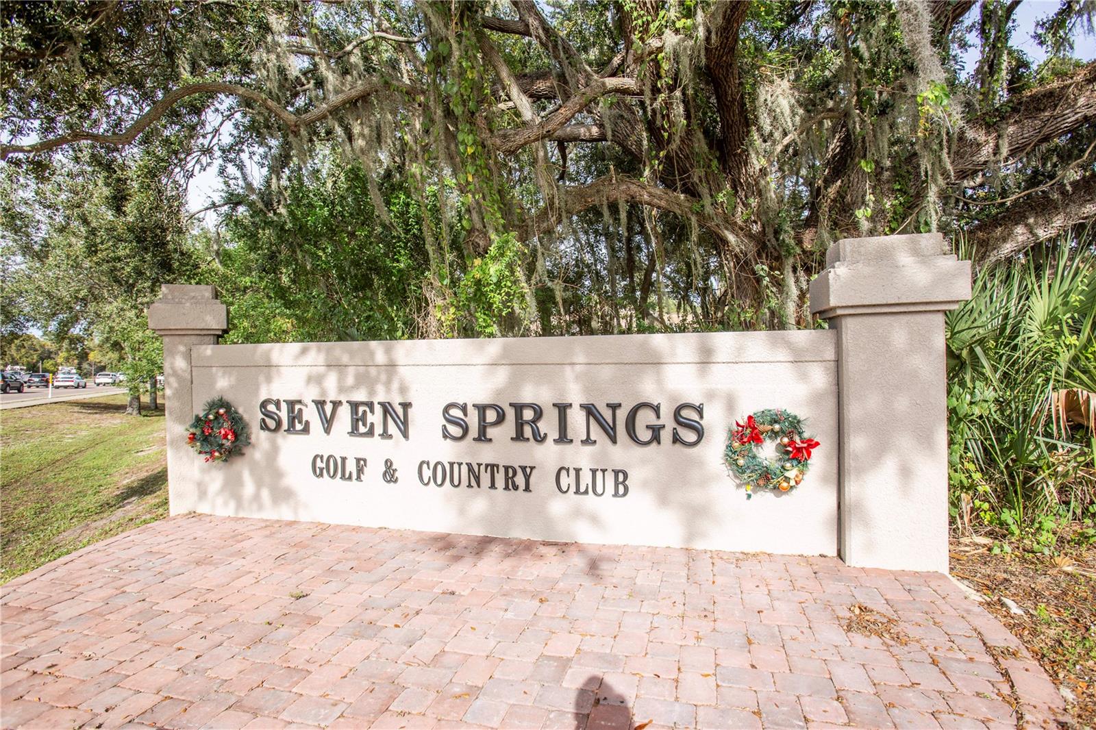 Image 40 of 61 For 9639 Greenskeeper Drive 9639