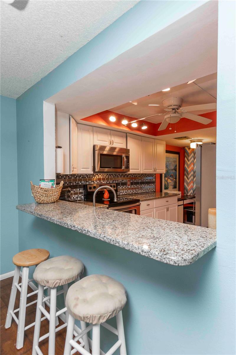 Image 6 of 61 For 9639 Greenskeeper Drive 9639
