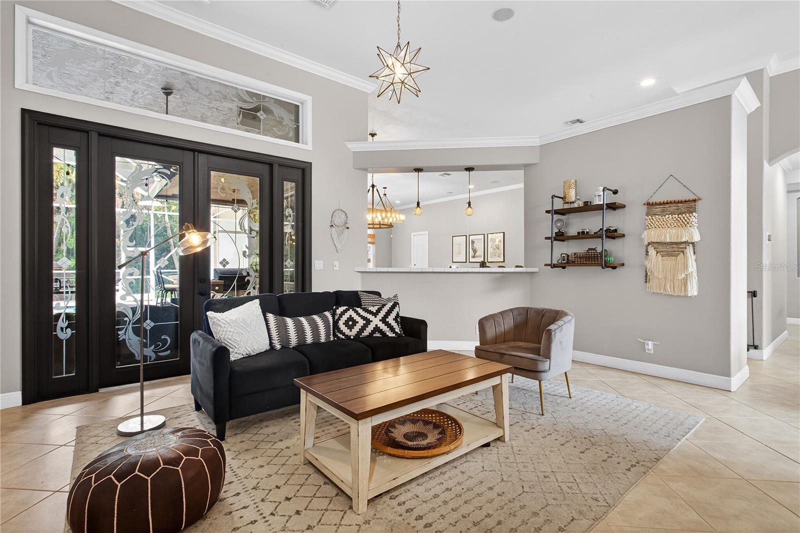 Listing photo id 0 for 5884 79th Way