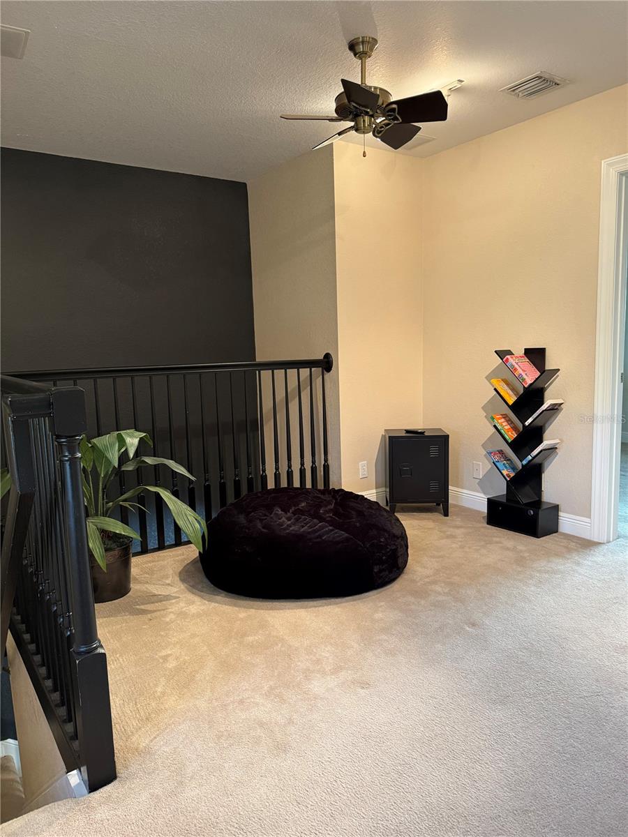 Listing photo id 38 for 5884 79th Way