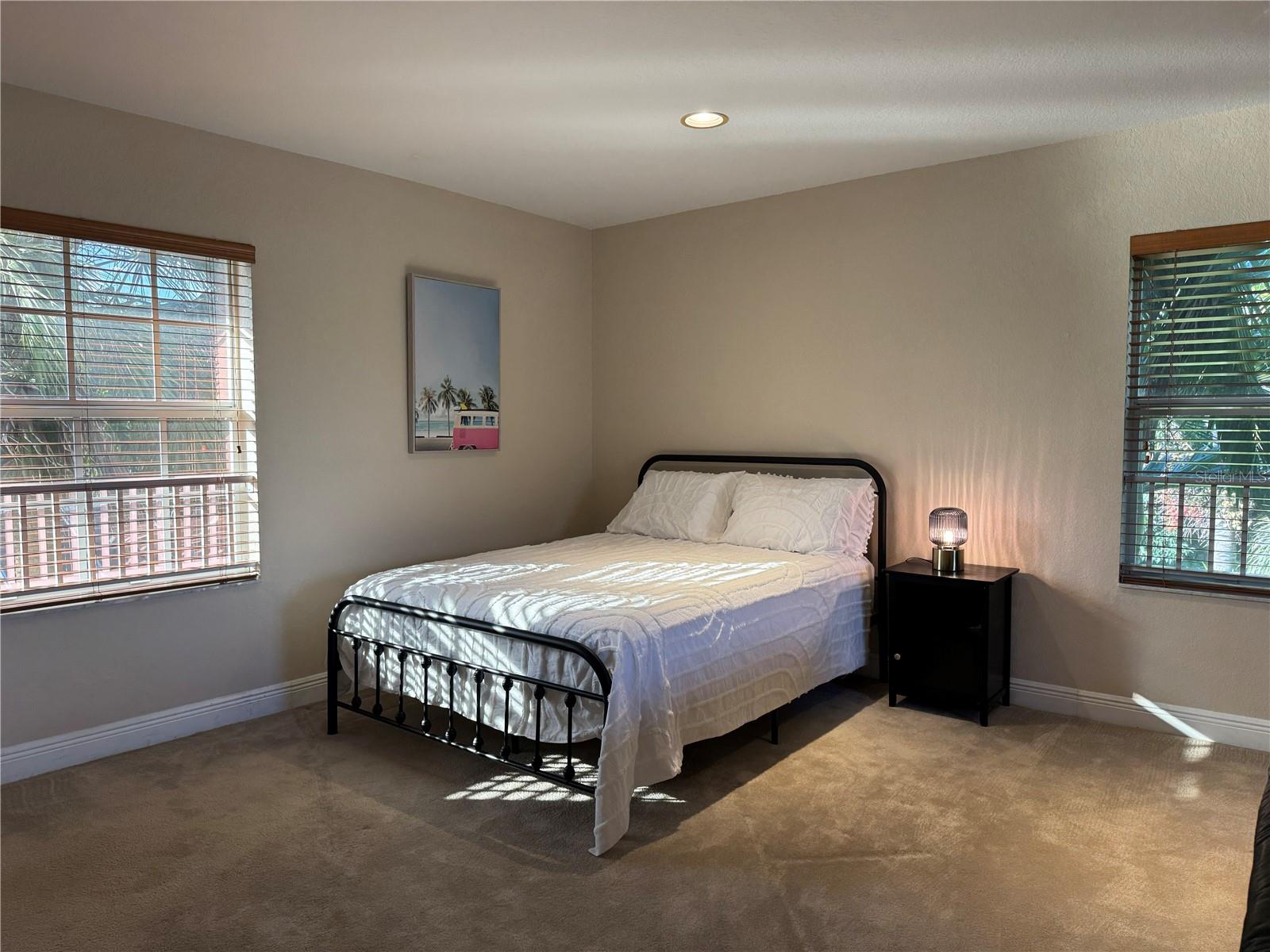 Listing photo id 46 for 5884 79th Way