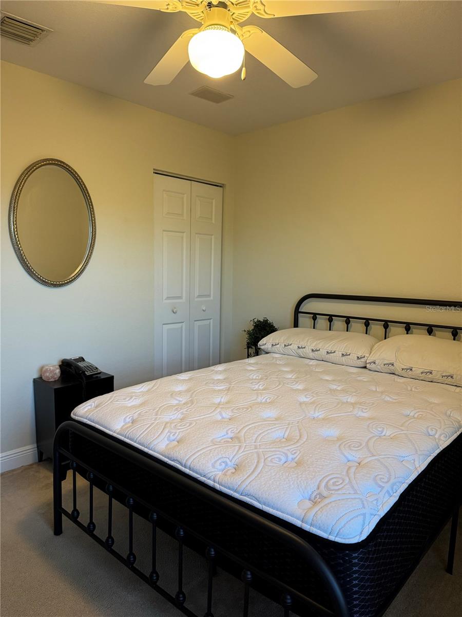 Listing photo id 47 for 5884 79th Way