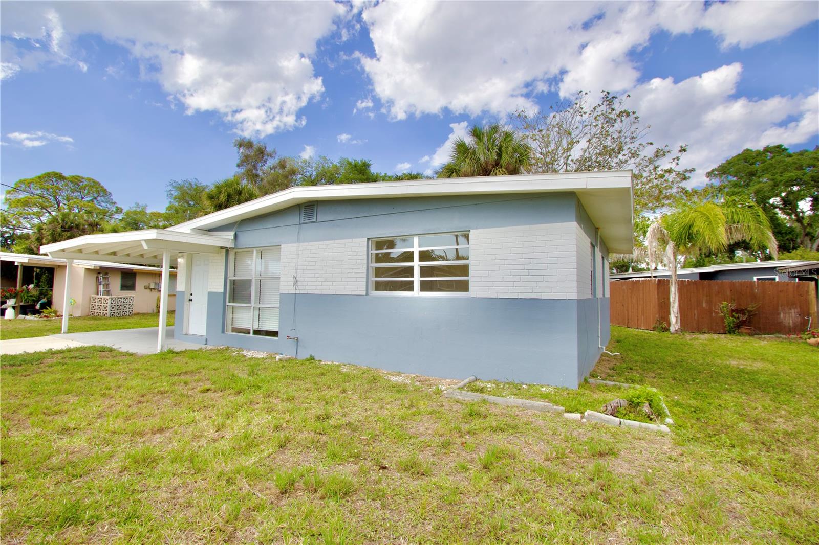 Image 2 of 15 For 7308 Royal Palm Drive