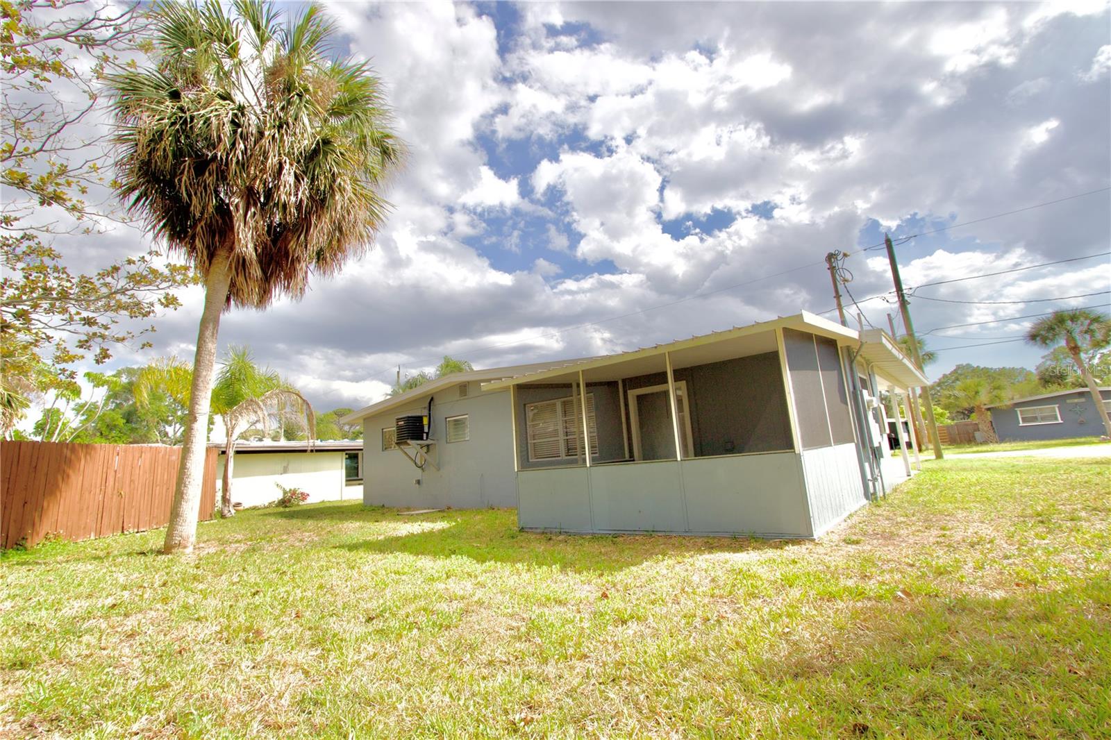 Image 4 of 15 For 7308 Royal Palm Drive