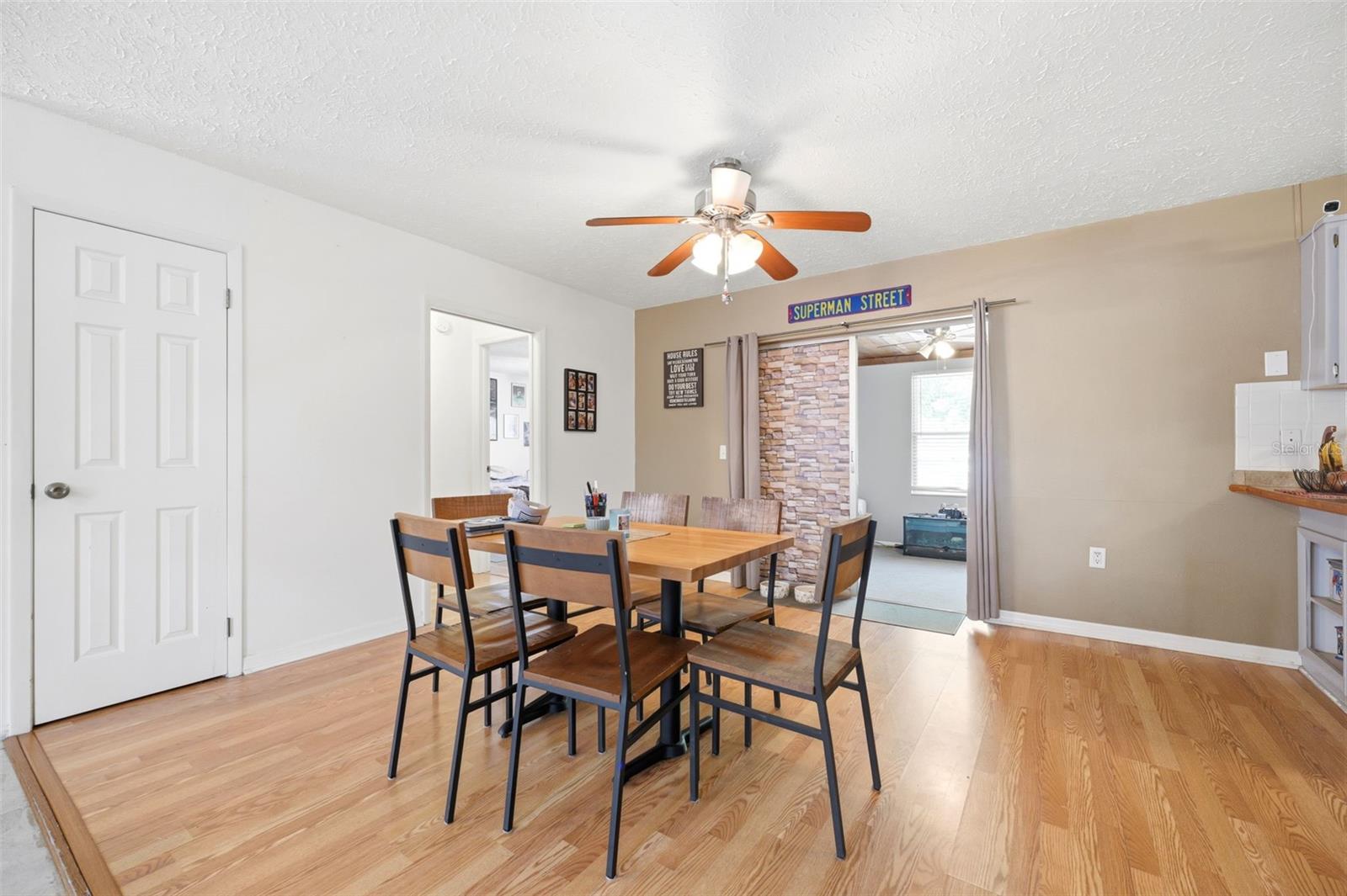 Image 11 of 35 For 3377 Montano Avenue