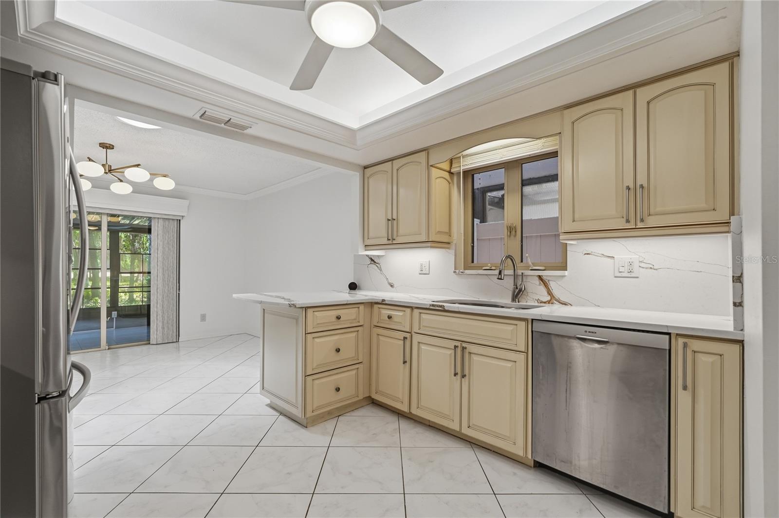 Image 15 of 48 For 3071 Bolt Drive